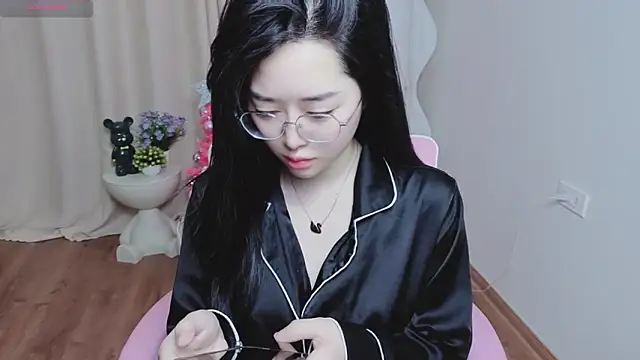 Miu-999 online show from December 22, 2025, 2:19 am