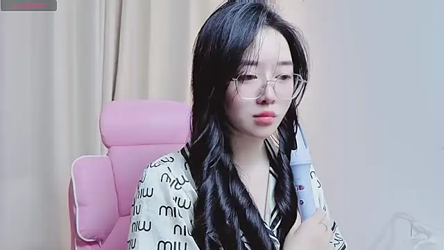 Miu-999 online show from March 31, 2026, 2:02 am