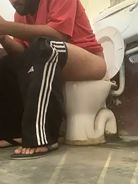 amitsharma7868 online show from April 21, 2026, 2:37 am