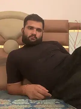 amitsharma7868 online show from June 5, 2026, 9:26 am
