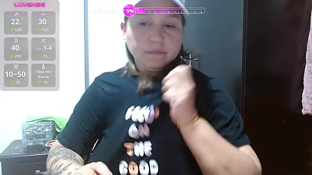 Snapshot of haashkyo chatting on October 10, 2025, 4:11 am haashkyo online show from October 10, 2025, 4:11 am