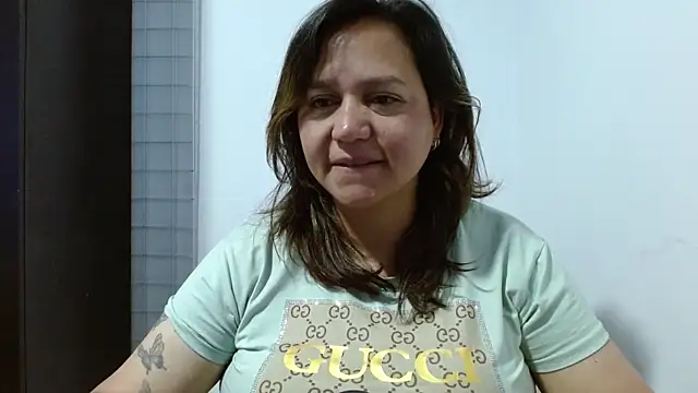 Snapshot of haashkyo chatting on November 25, 2025, 2:06 pm haashkyo online show from November 25, 2025, 2:06 pm