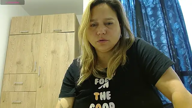 Snapshot of haashkyo chatting on May 22, 2026, 1:39 pm haashkyo online show from May 22, 2026, 1:39 pm