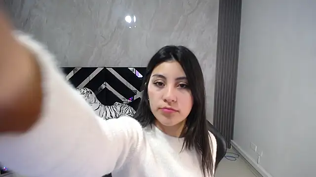 Zoe Blaze A online show from September 12, 2025, 12:05 pm