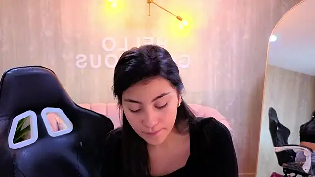 Zoe Blaze A online show from November 24, 2025, 12:38 pm