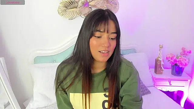 Shaleena  online show from September 8, 2025, 8:08 pm