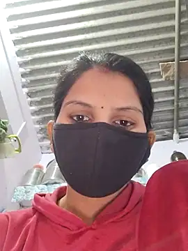 poojam93 online show from November 28, 2025, 2:36 am