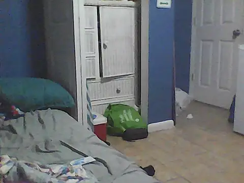 sarahkat86 online show from October 11, 2025, 4:16 pm