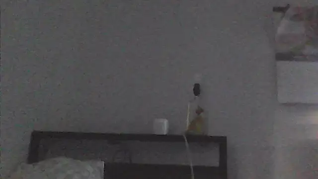 sarahkat86 online show from April 21, 2026, 10:56 pm