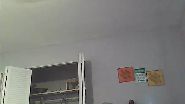 Snapshot of sarahkat86 chatting on May 21, 2026, 9:11 pm sarahkat86 online show from May 21, 2026, 9:11 pm