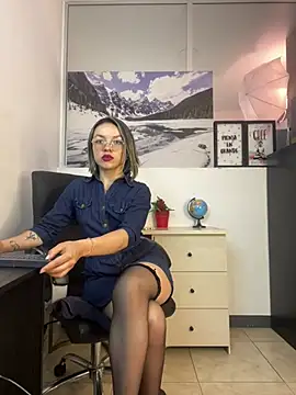 Ariagh  online show from April 5, 2026, 7:33 pm