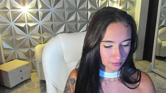 Snapshot of hellen_tease chatting on May 26, 2026, 12:56 pm hellen tease online show from May 26, 2026, 12:56 pm