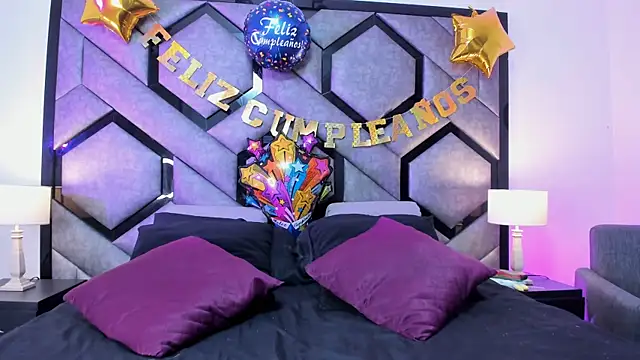 SuzzieSweet online show from January 6, 2026, 10:56 pm