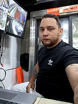 Catire10  online show from November 22, 2025, 2:38 pm