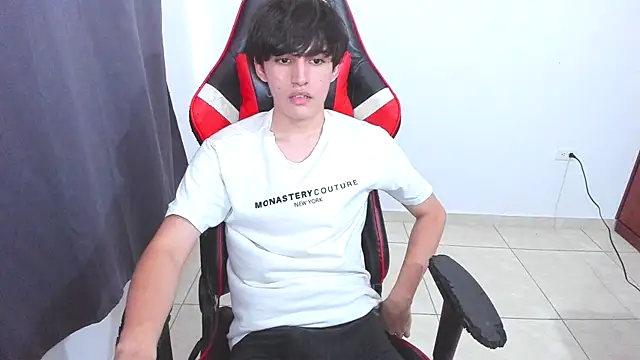 eren 188 online show from October 4, 2025, 8:51 pm