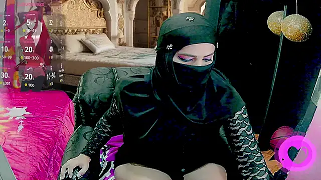 SultanaLayla online show from October 16, 2025, 8:32 pm