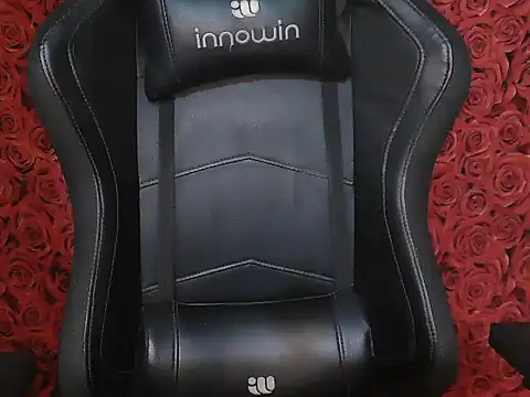 Snapshot of Simmi_Ji chatting on November 14, 2025, 3:11 pm Simmi Ji online show from November 14, 2025, 3:11 pm