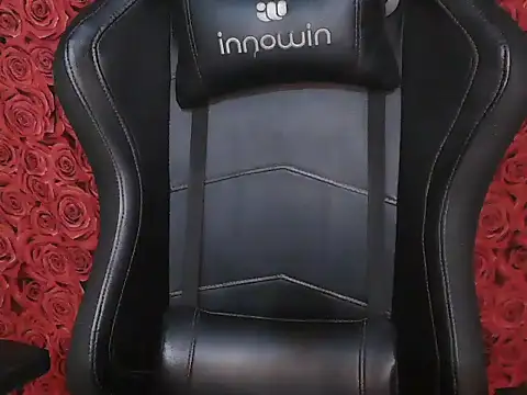 Snapshot of Simmi_Ji chatting on November 27, 2025, 4:42 pm Simmi Ji online show from November 27, 2025, 4:42 pm