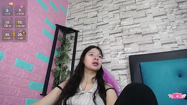 maily can online show from October 10, 2025, 12:48 pm