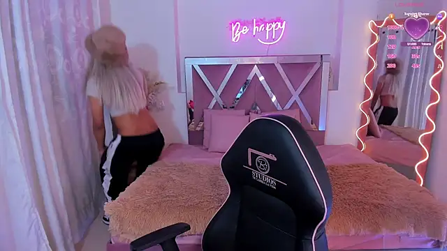 Shinedark tay1 online show from November 30, 2025, 3:10 am