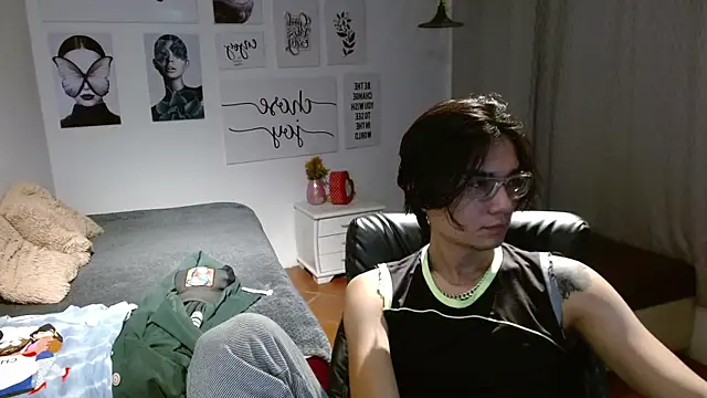 davoxer online show from November 22, 2025, 2:10 am