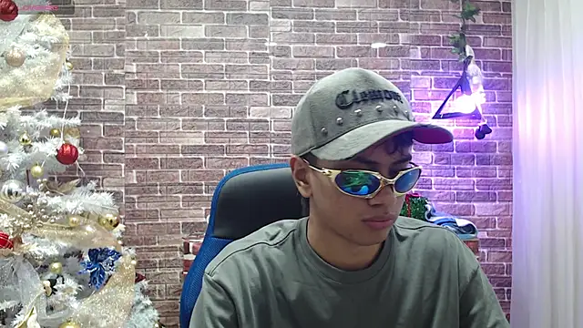 markbowie online show from December 20, 2025, 2:24 pm