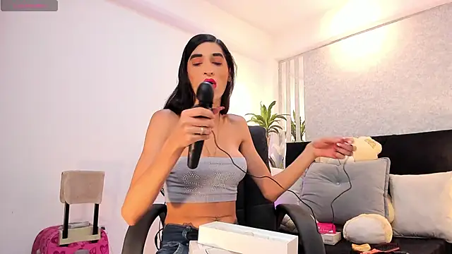 lily cash1 online show from January 9, 2026, 2:09 pm