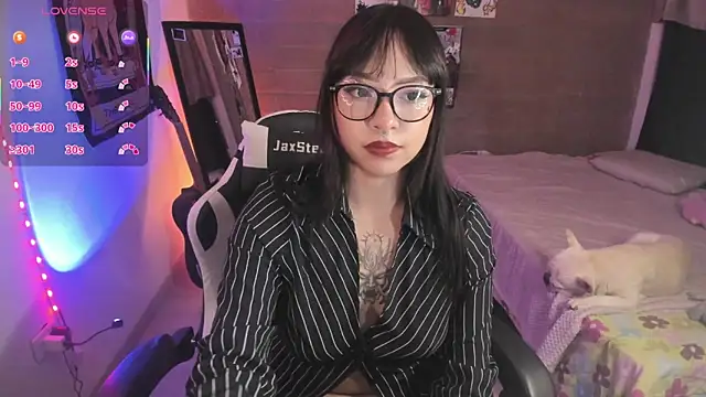 blackfllame online show from November 24, 2025, 11:04 pm