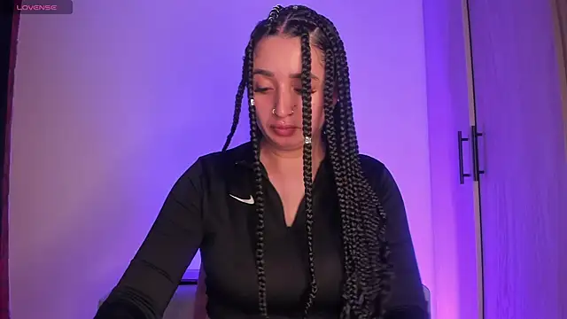 Snapshot of scarlett_Collinss chatting on June 3, 2026, 10:48 pm scarlett Collinss online show from June 3, 2026, 10:48 pm