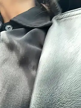 anna yngs online show from April 22, 2026, 5:10 am