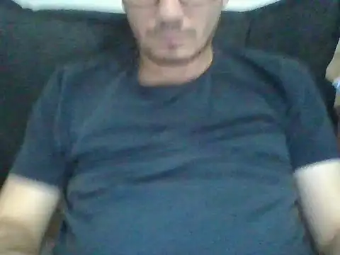 ceyn9674 online show from November 29, 2025, 9:12 am