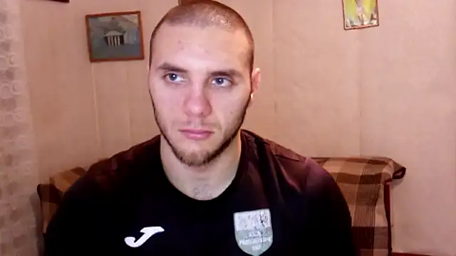 Jordan1Dior online show from November 11, 2025, 8:14 am