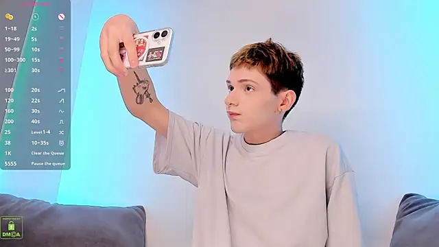 ColeStorm online show from November 14, 2025, 6:39 pm