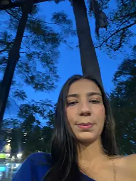 -juicy  online show from January 31, 2026, 11:14 pm