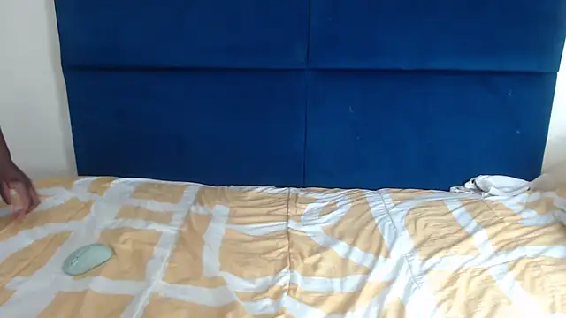 Diva-Lolah online show from October 15, 2025, 6:46 am