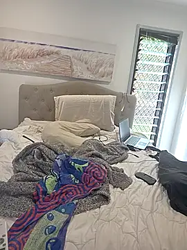 iamthepublickmasterbater online show from April 9, 2026, 11:54 pm