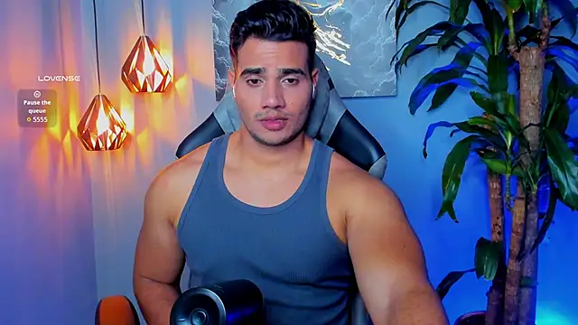 AndresR3 online show from November 26, 2025, 11:39 pm