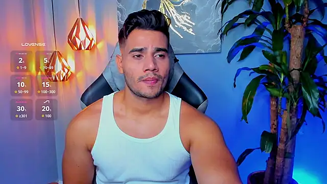 AndresR3 online show from November 30, 2025, 8:35 pm