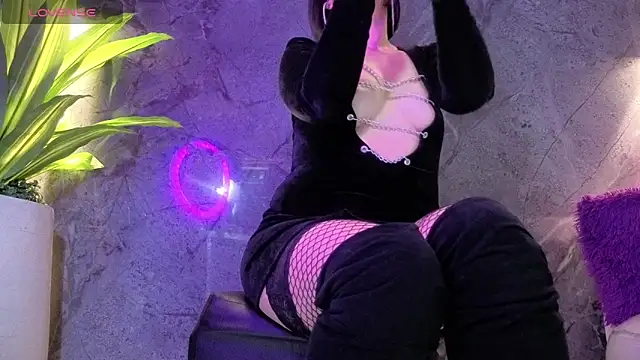 Anxelica Macondo  online show from April 22, 2026, 2:40 pm