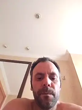 manchego85 online show from October 22, 2025, 2:06 pm