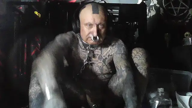 object857 online show from April 22, 2026, 12:02 am