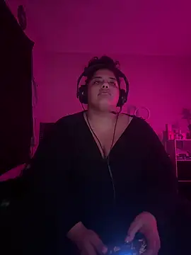 1n0nlythroat online show from February 7, 2026, 8:51 am