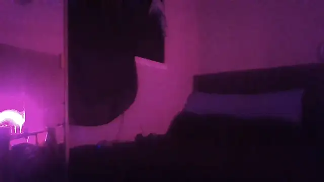 1n0nlythroat online show from July 10, 2026, 5:01 am
