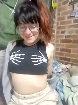  Alaskamisa online show from December 21, 2025, 4:52 am