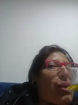 Snapshot of _Alaskamisa chatting on June 7, 2026, 6:17 am Alaskamisa online show from June 7, 2026, 6:17 am