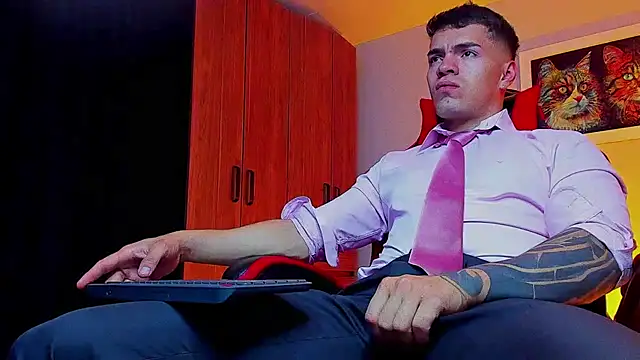 ALPHA DOMINUS  online show from September 16, 2025, 3:51 am