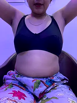 misharani00 online show from September 10, 2025, 4:12 am