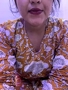 misharani00 online show from September 17, 2025, 4:25 am