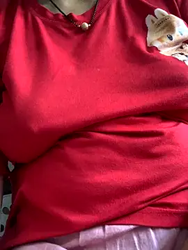 misharani00 online show from October 3, 2025, 6:32 am