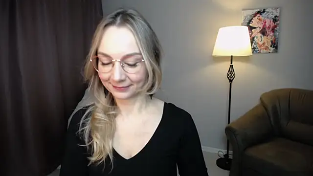 Ava Elior online show from October 29, 2025, 10:06 am